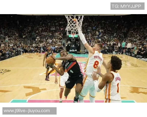 灰熊篮板优势明显却频频失手惨遭马刺逆转失利