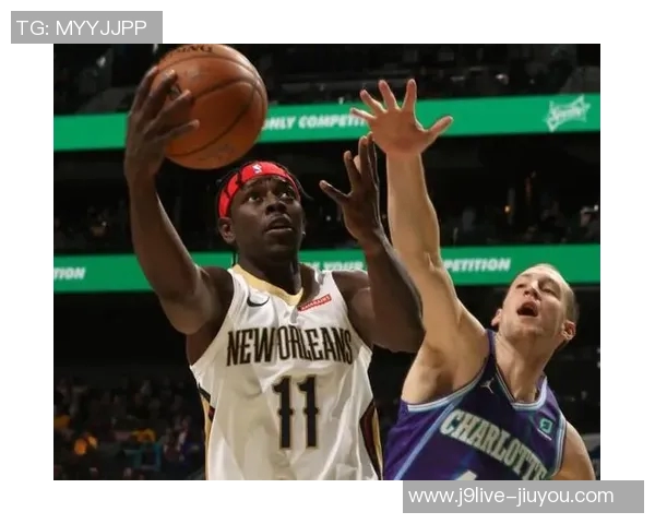 朗佐鲍尔表现低迷9投仅1中三分球命中率惨淡仅得3分7篮板2助攻2抢断