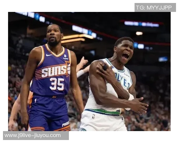 三人联手发威布朗怀特鸭王共砍80分超全队一半得分10分