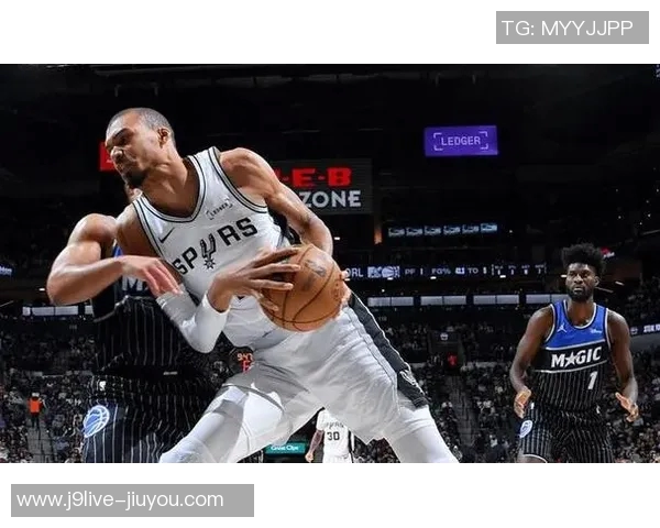 马刺主帅指出防守衔接问题文班需提升配合减少补位频率 马刺主帅指出防守衔接问题文班需提升配合减少补位频率